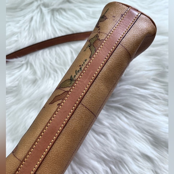 Vintage Alviero Martini 1a Classe Geo Map Italian Bag - Picture 5 of 13